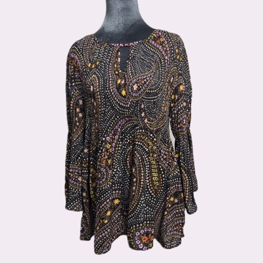 Ninety Brown Paisley Pleated Blouse with Bell Sleeve Size M - Boho Flowy